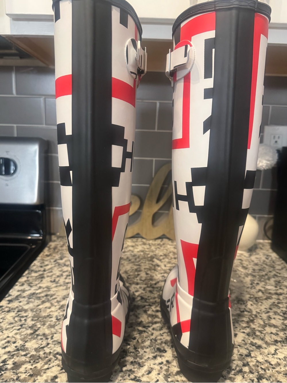 Hunter Cream Rain Boot with Red Logo Detail - Picture 8 of 10